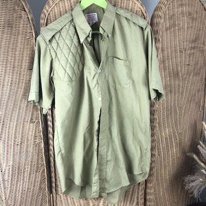 Chimere shooters shoulder quilt button up shirt Large